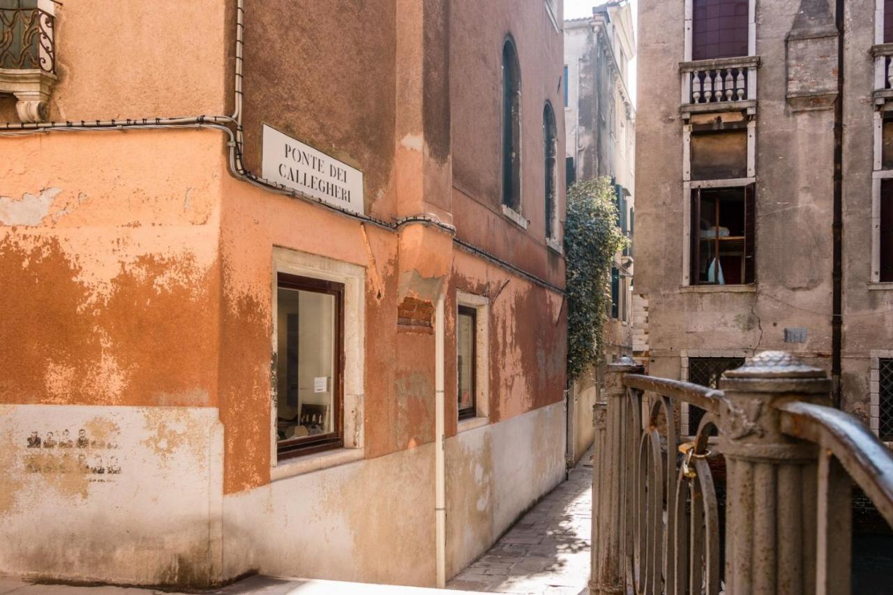 Fenice Backstage Over Canal Venetië Buitenkant foto